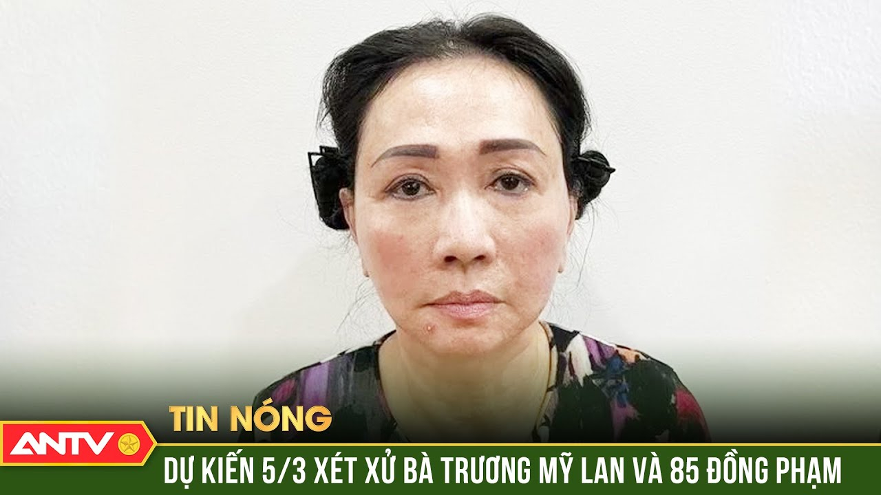 Mặt sưng vù sau khi lau bằng khăn giấy ở nhà hàng