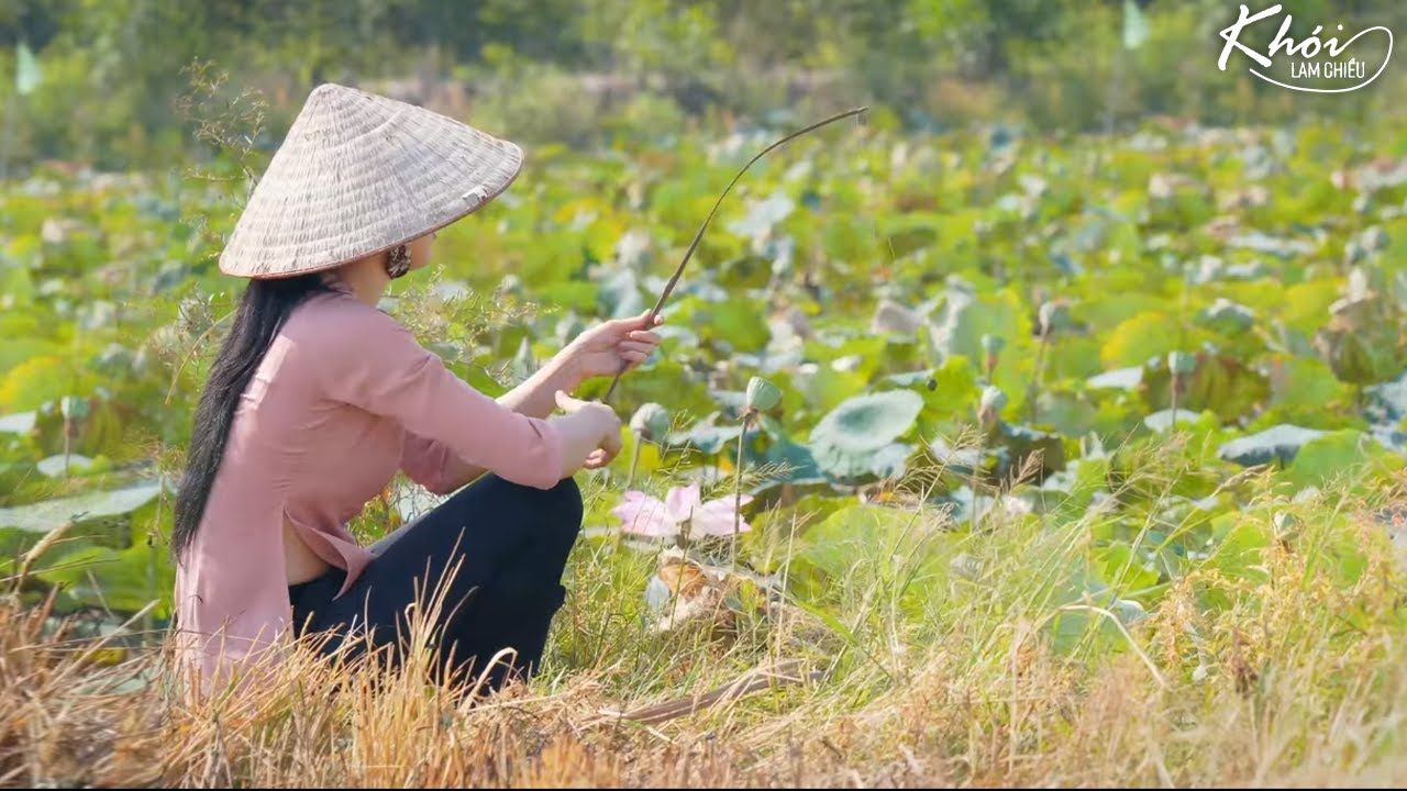 'Con sắp thi lớp 10, cả nhà tôi như bị câm'